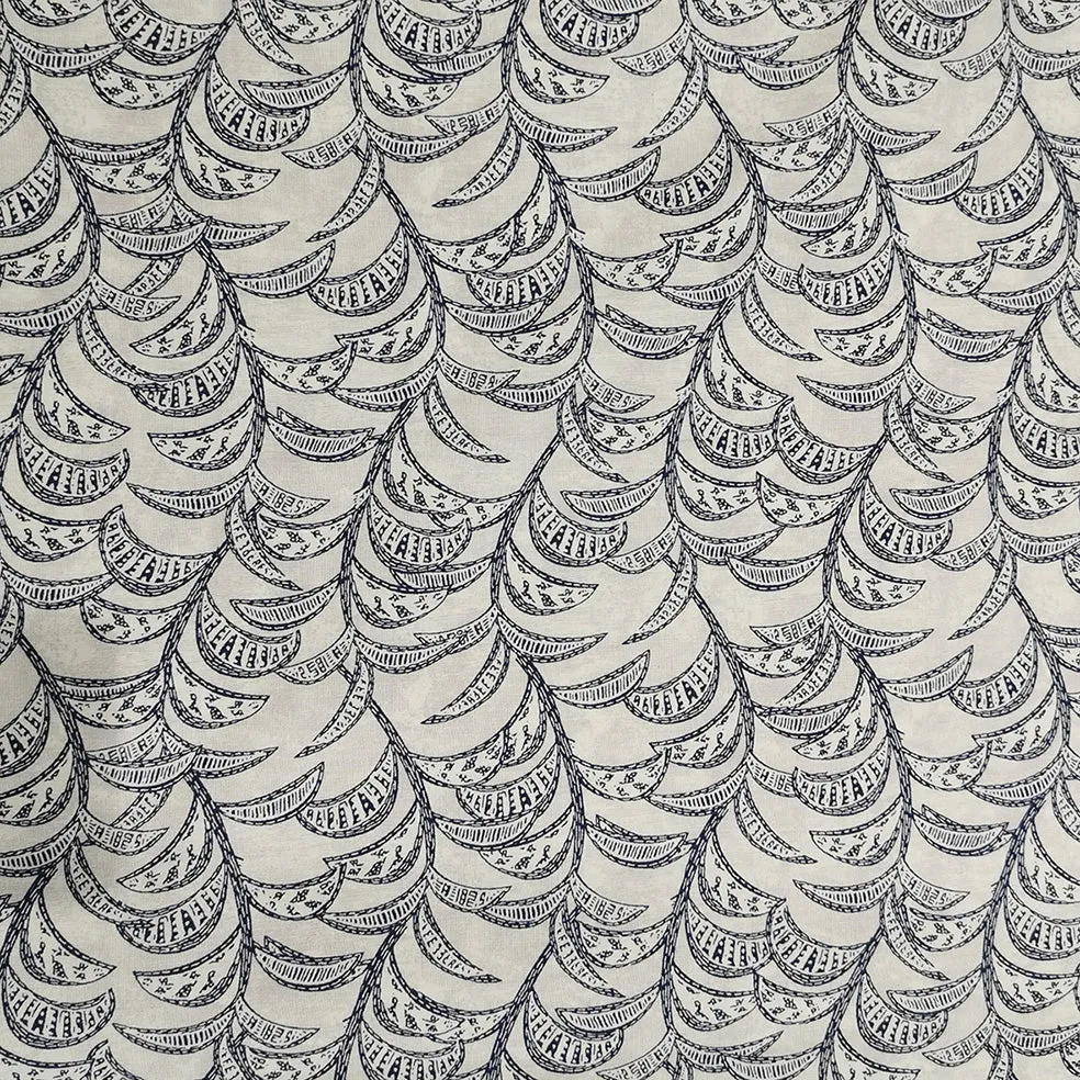 Fabric Editions Leaf Vines on Cream Cotton Prints