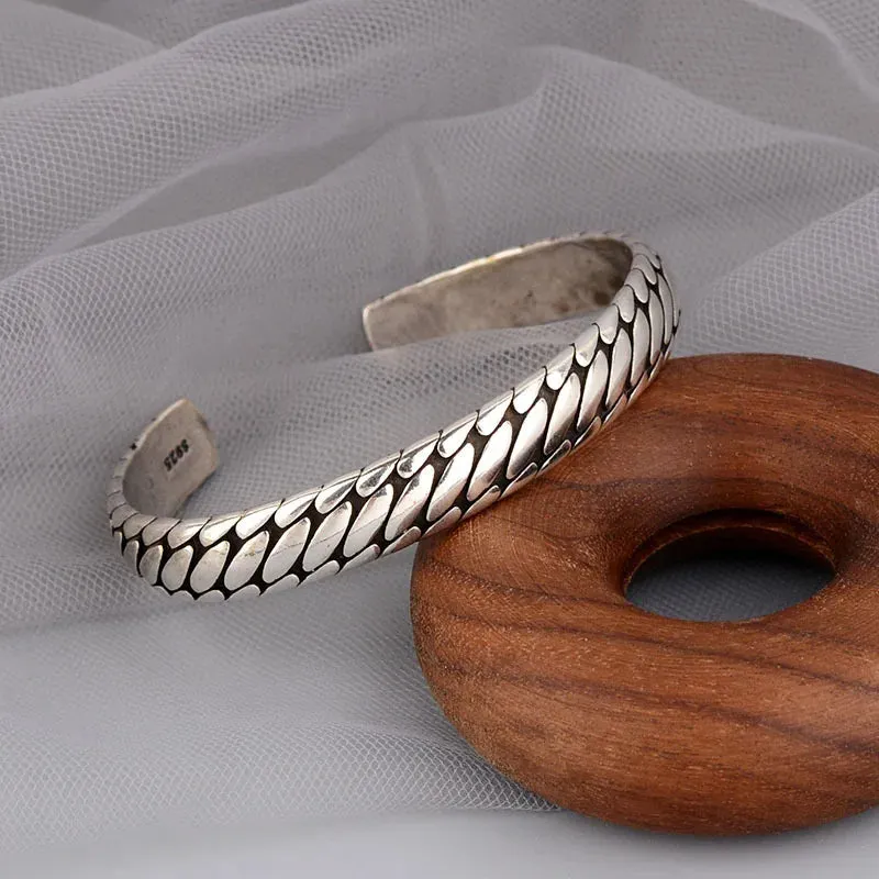 Retro Side Engraved Letter Square Open Bracelet Men and Women Couple Cuff Bracelet Fashion Romantic Casual Party Jewelry Gift