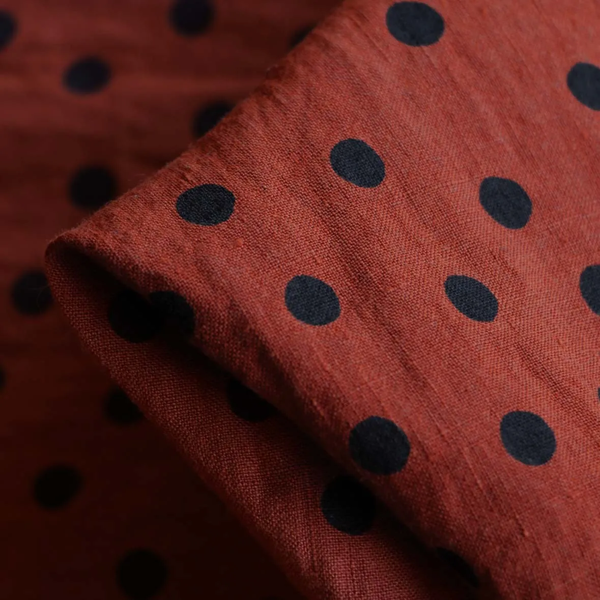 Scattered Spot Sienna Linen