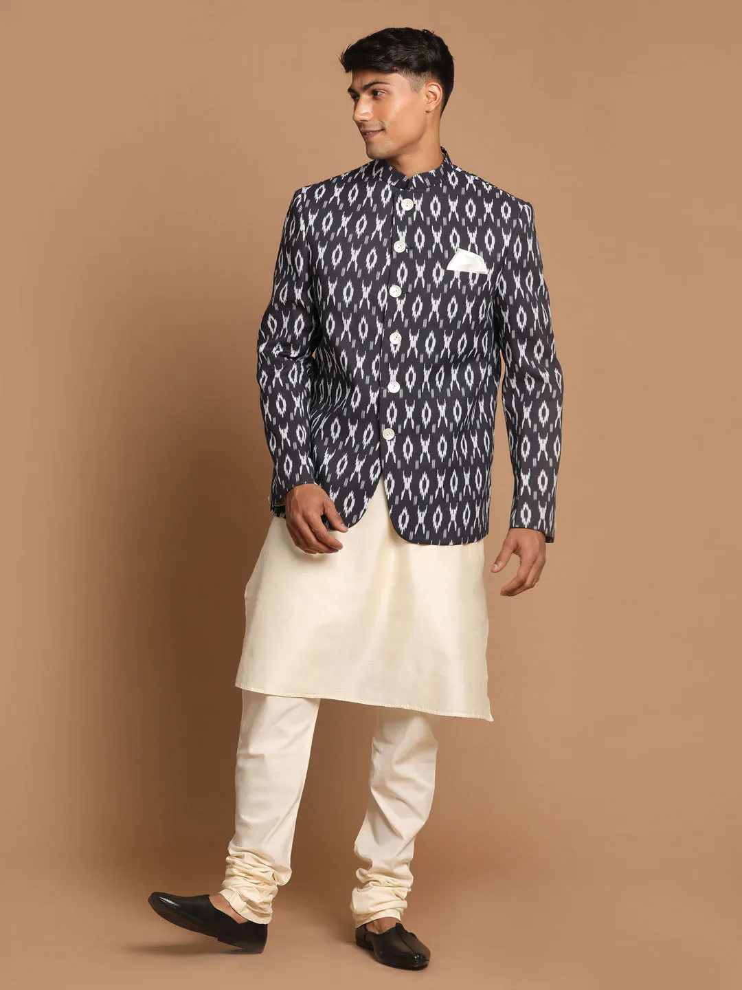 VASTRAMAY Black Ikkat Print Kurta Set