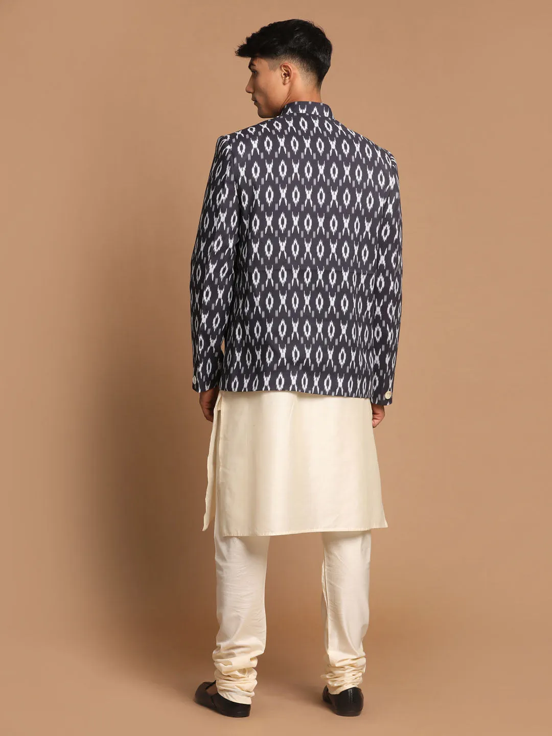 VASTRAMAY Black Ikkat Print Kurta Set