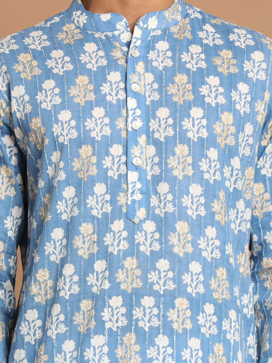 Vastramay Men's Blue Floral Kurta Set