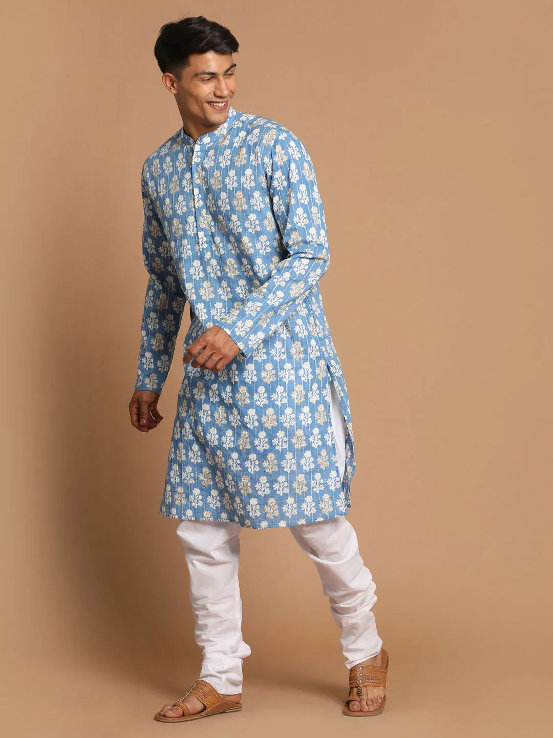 Vastramay Men's Blue Floral Kurta Set
